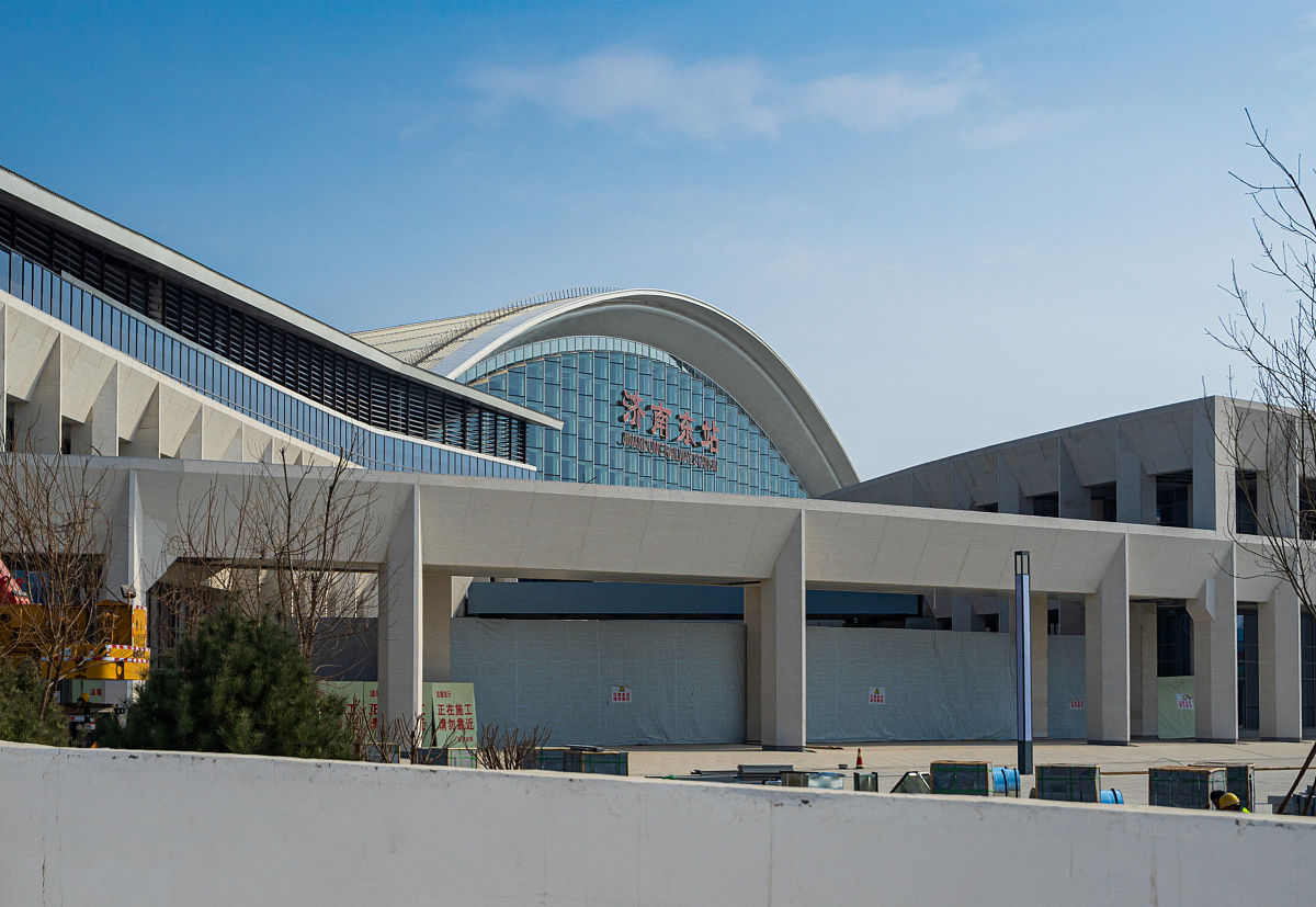 离博山区最近的高铁站