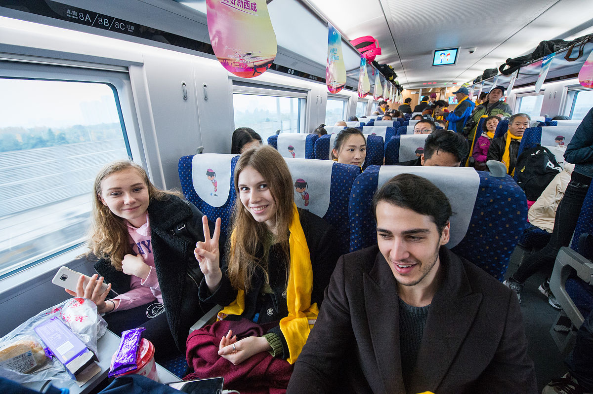 成都高铁学校全包分配和推荐工作分析：你需要知道的真相