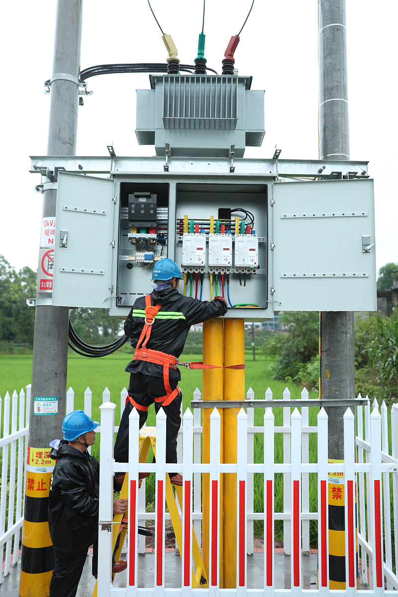 6kV 变压器 A 相电压降低，BC 相电压升高的原因及解决方法