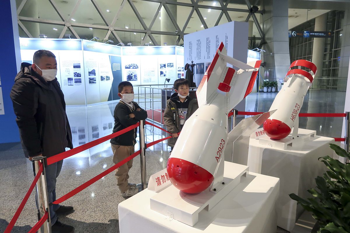 2020年12月25日晚,以"致敬科学家,点亮好奇心"为主题的"科技之夜"活动