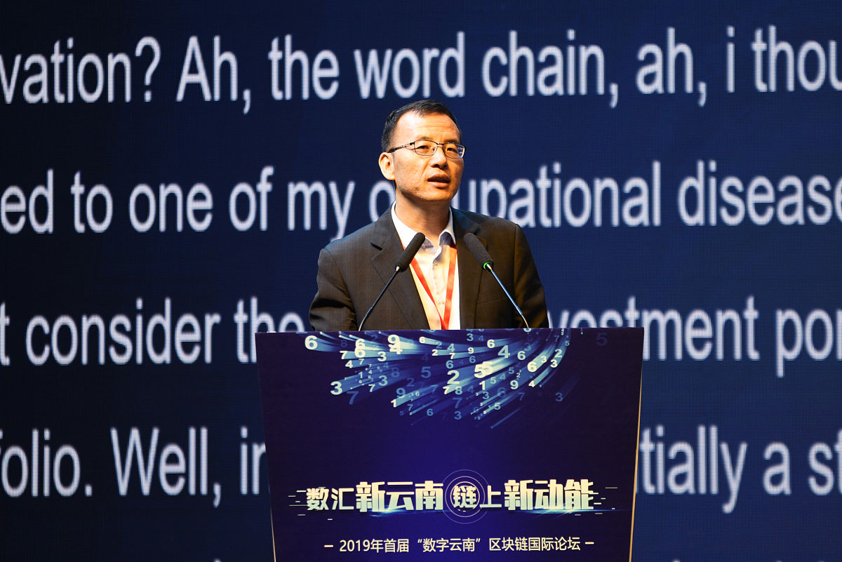 IBM 拥抱新兴市场：全球一体化战略的关键