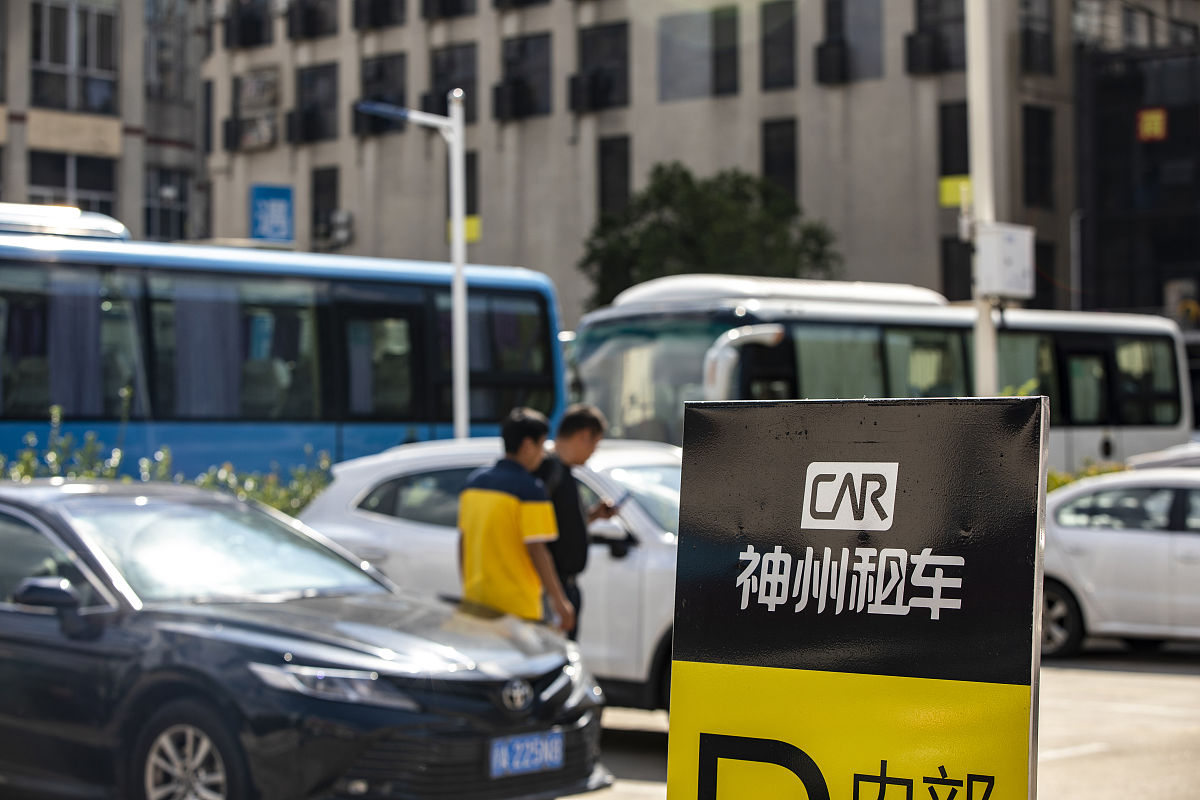 客车租赁价格与载客量 - A、B车型选择指南