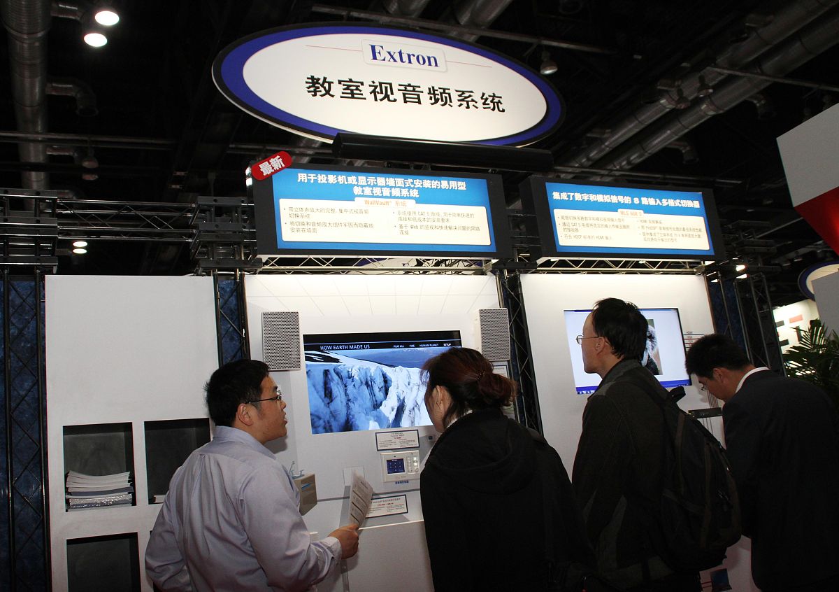 紫金山实验室5周年写一篇关于我与紫金山实验室共成长的5000字文章