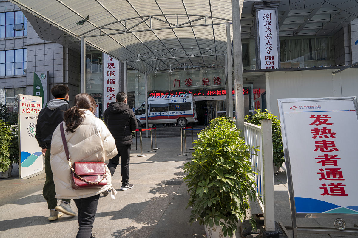 西安汽修技术学校：开车上路切不可有坏习惯