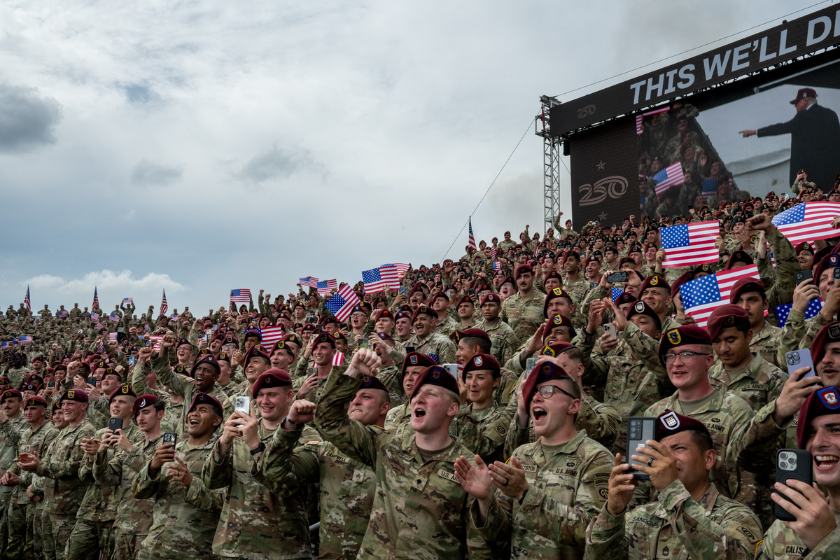 as a union musician, write a song for Union army in american civil war