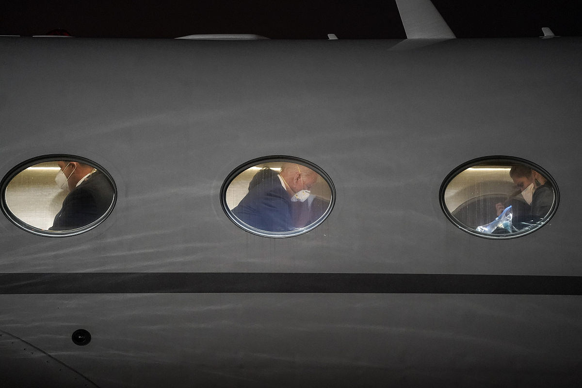 政治学中“本质特征”、“本质属性”和“真谛”的区别解析