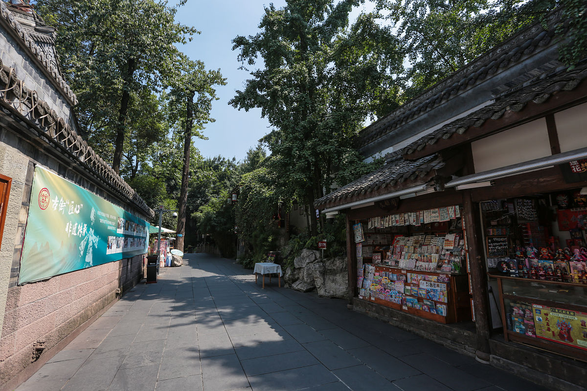 成都3加2学校有什么专业好麽