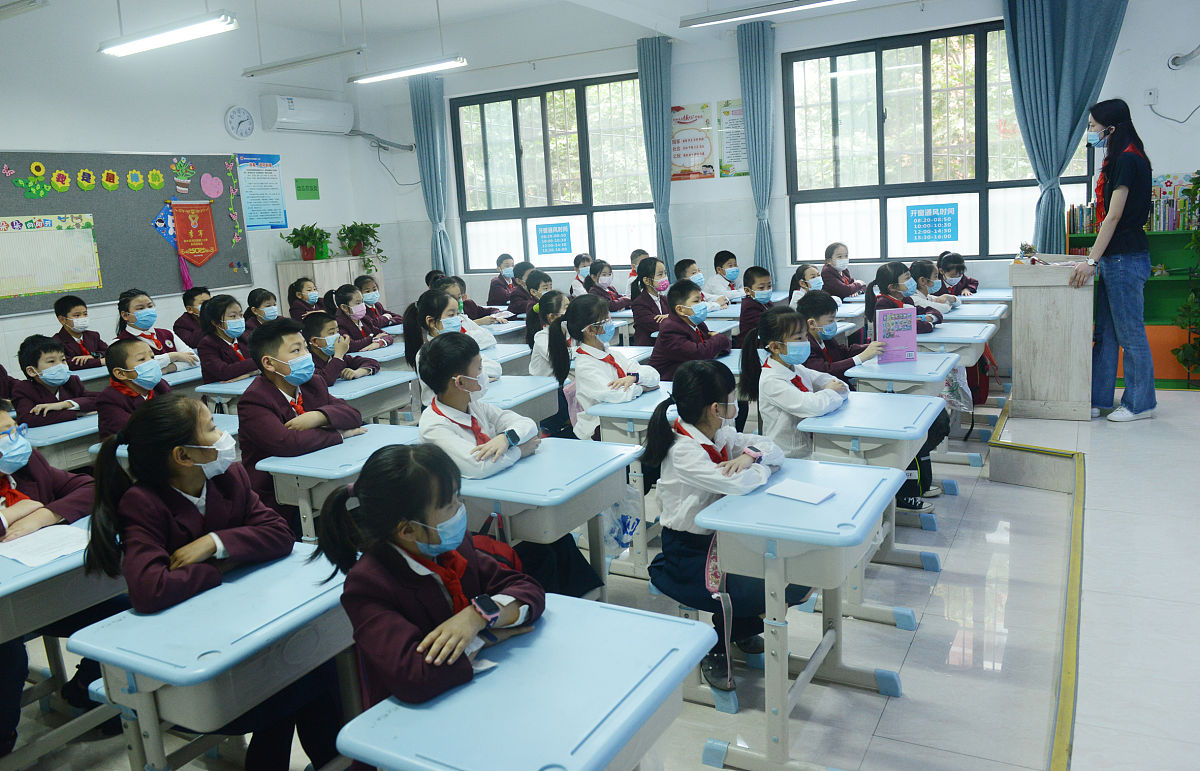 忻州创奇学校教学设施优化：打造数字化学习环境