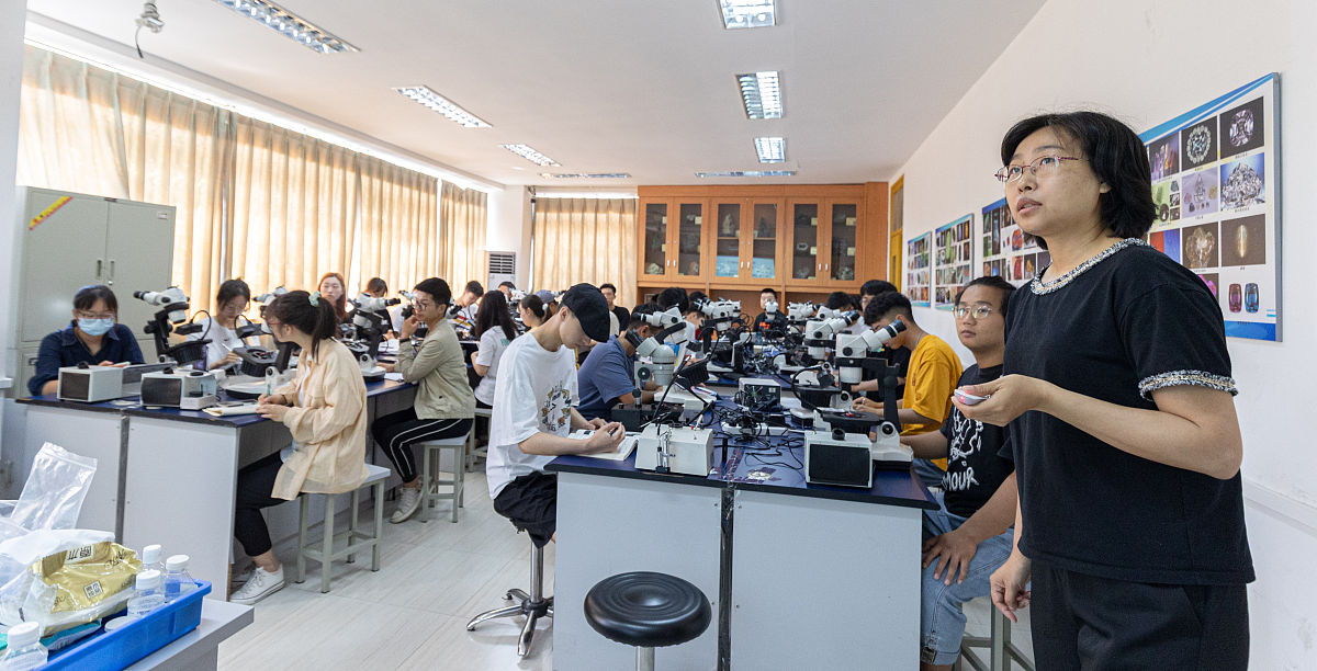 重庆市机电技工学校计算机应用专业就业方向及提升能力建议 重庆市机电技工学校计算机应用专业就业方向及提升能力建议