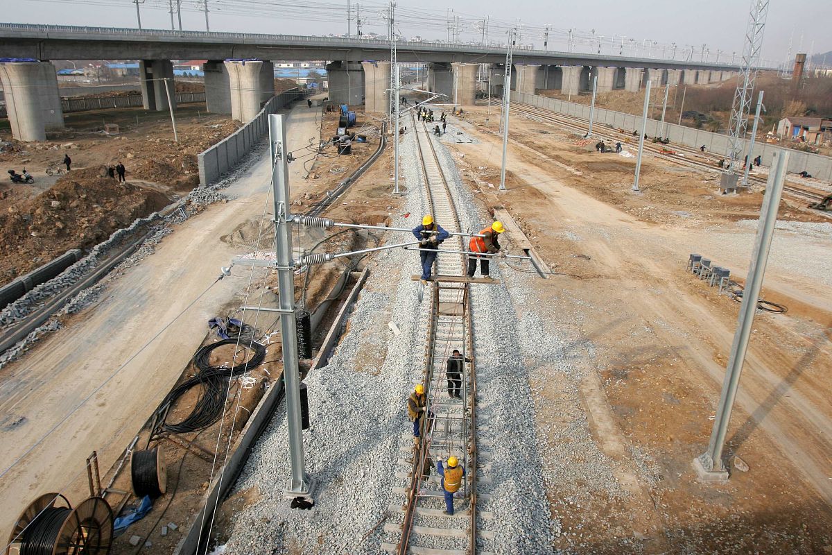 云南建设学校道路与桥梁工程施工专业招生简介 - 培养优秀的工程技术人才