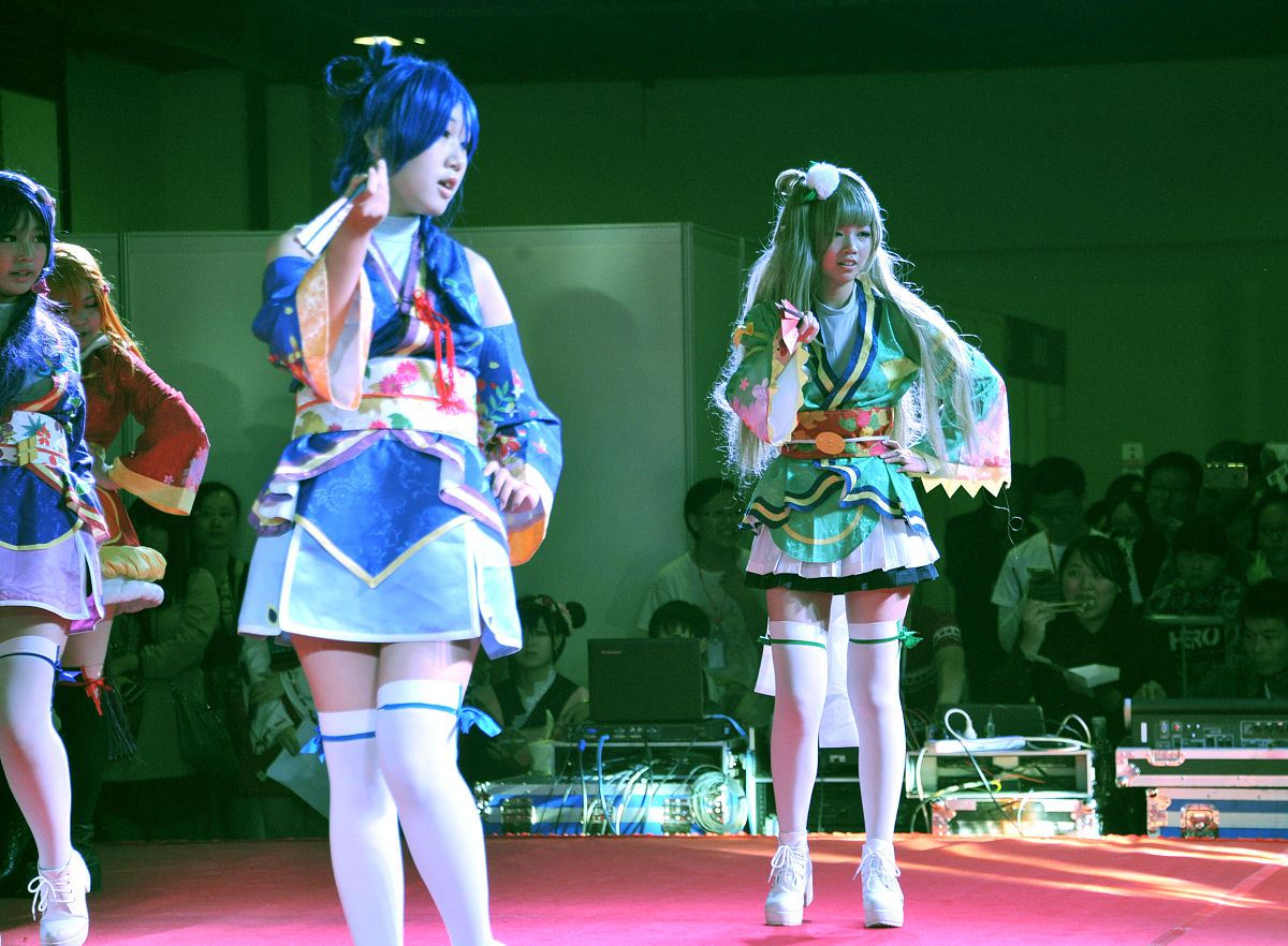 大伟哥教神里绫华跳舞的原因分析：提升舞蹈水平与舞台魅力