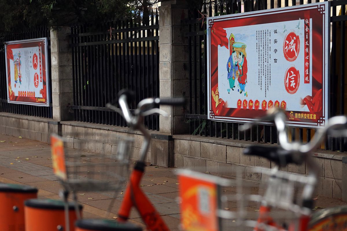 触及成长之路：自我认知与生命意义的探索