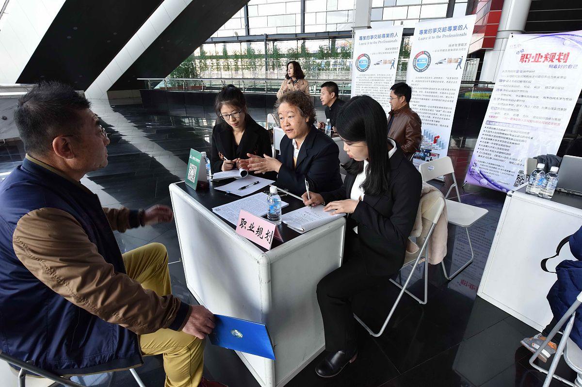 甘肃2023年中专属于高中吗