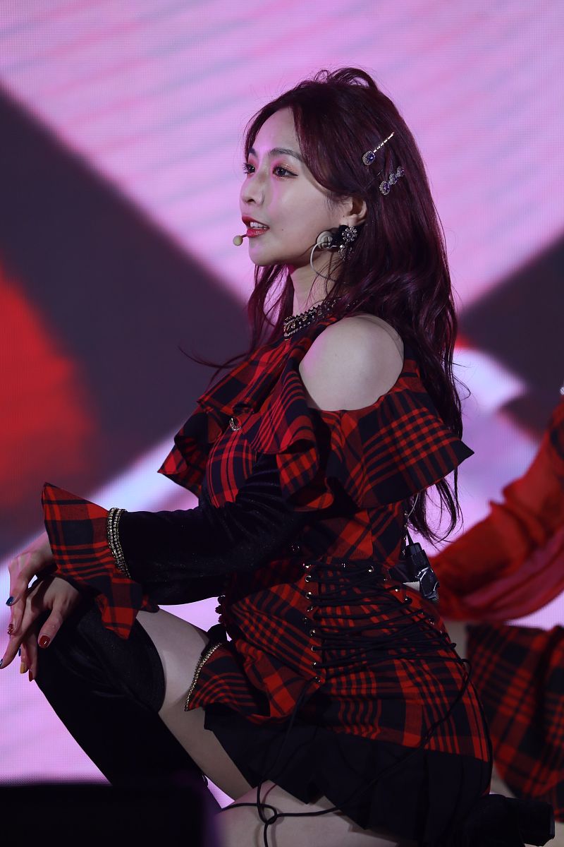 2020年12月24日,上海,明星现身ms上汽r汽车迎新演唱会 .snh48