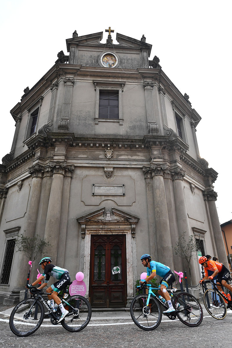 联想小新16PRO BIOS 设置：详细步骤与注意事项