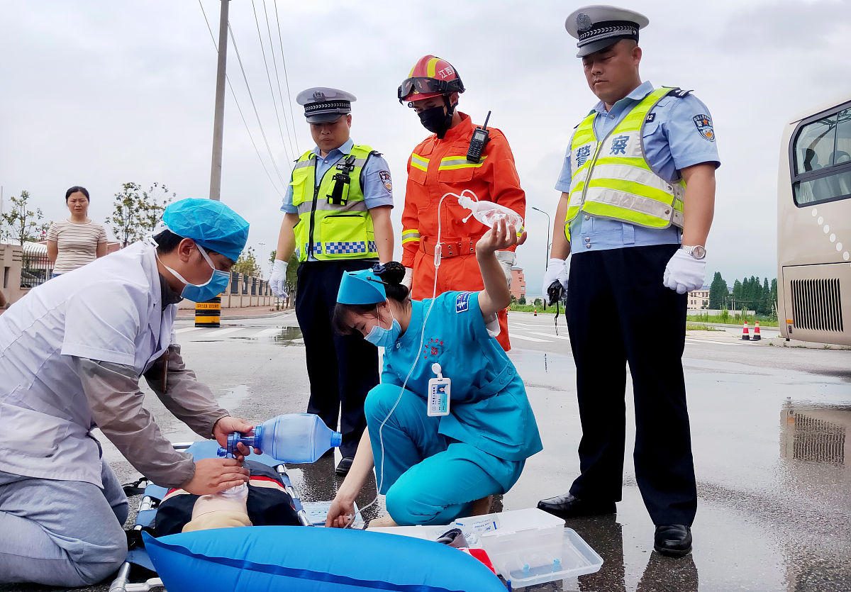 停车场交通事故应急演练方案：时间安排及步骤