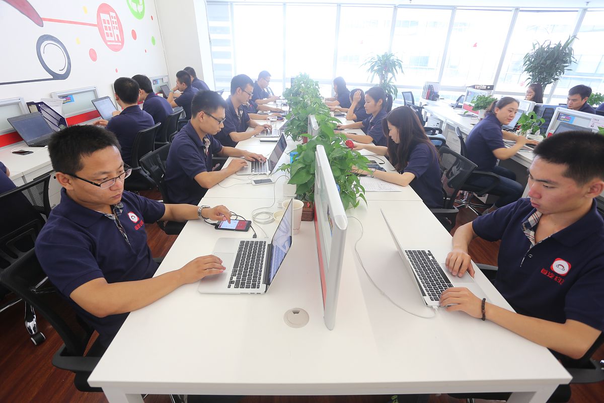 写一篇关于在陕西文投瀛湖分公司法务助理岗位实习初期的主要工作内容请结合法务助理岗位工作内容和企业经营业务进行阐述。