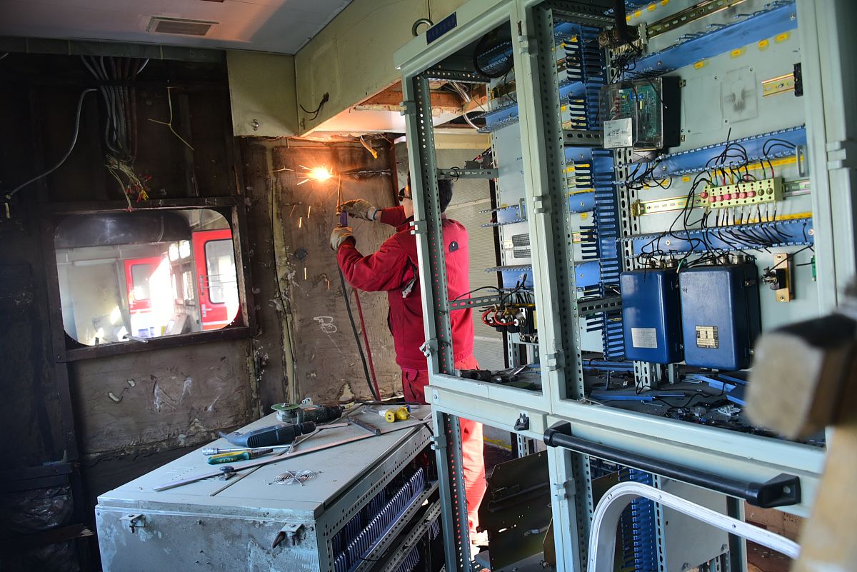 UPS电池多久换一次？不换的后果你知道吗？