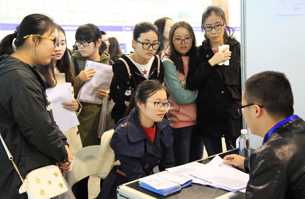 成都会计专业学校：社会对会计专业人才需求越来越大