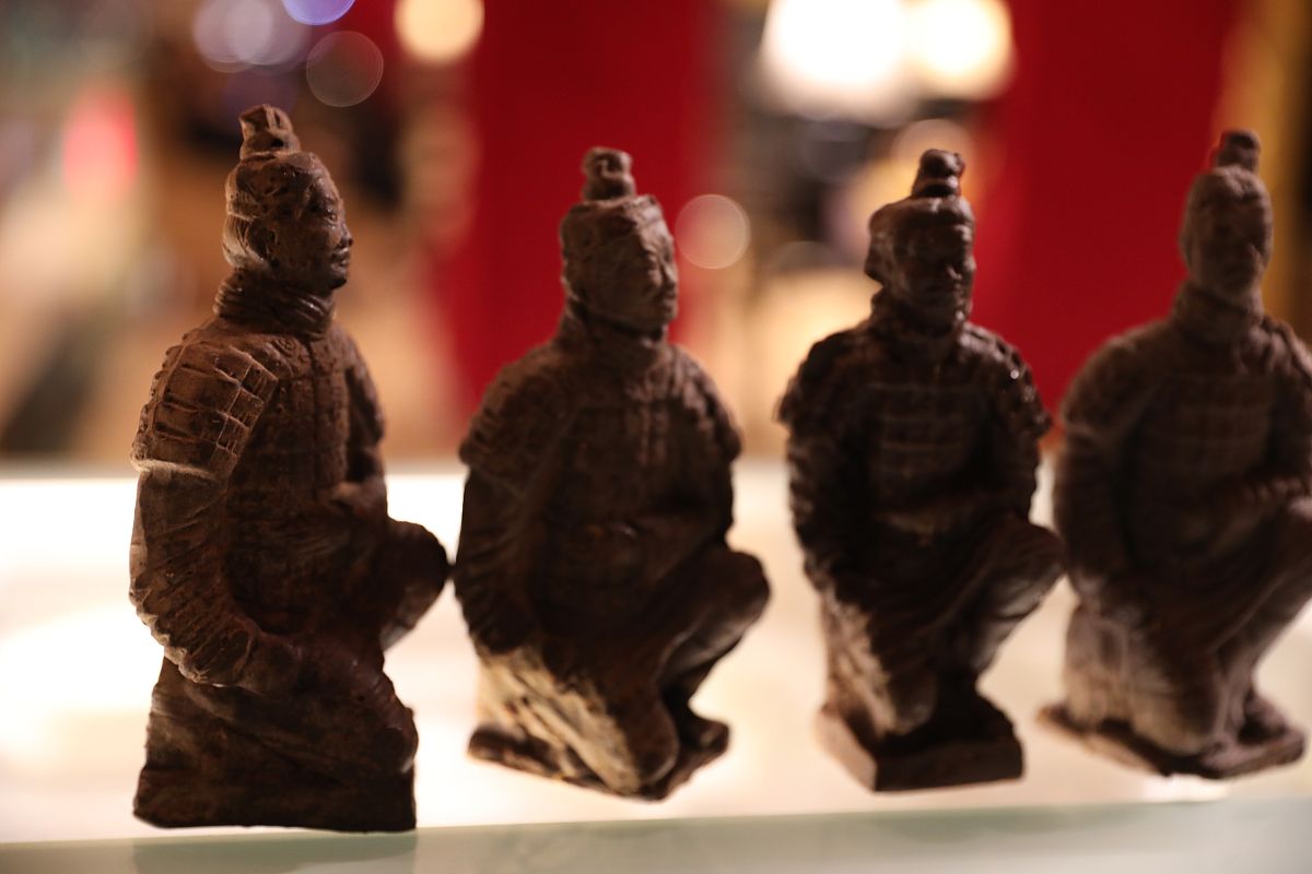 西安旅游攻略：景点、美食、文化、住宿全方位指南