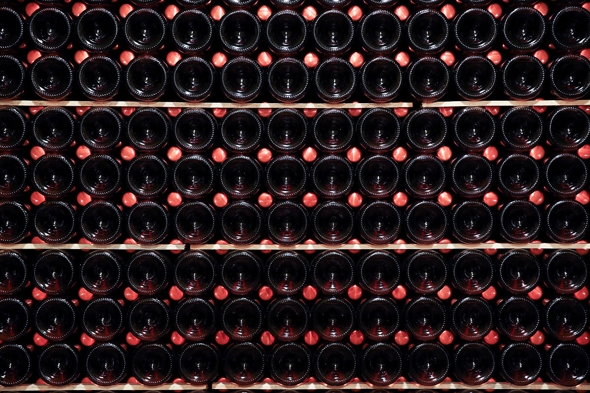 可以利用张量积、概率幅置换、哈达玛门这些操作完成量子卷积吗