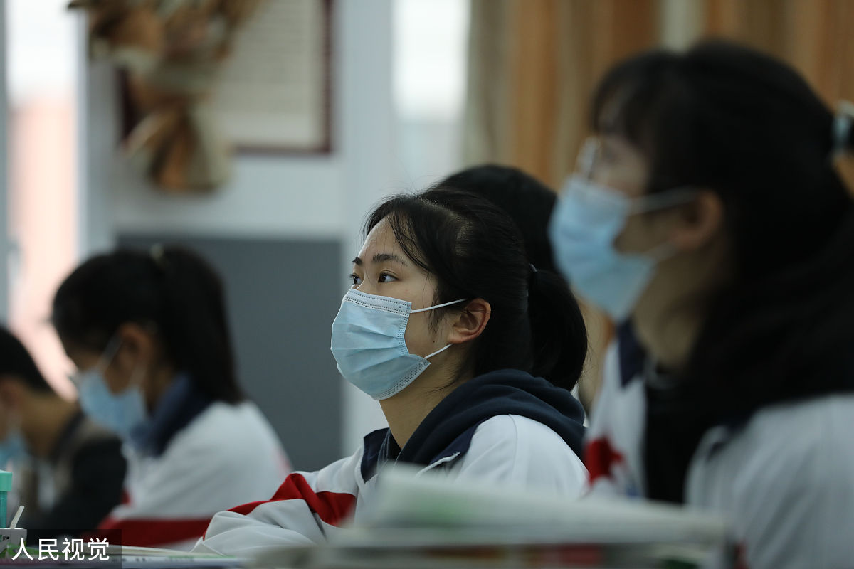 为什么卫校的女生比重那么大