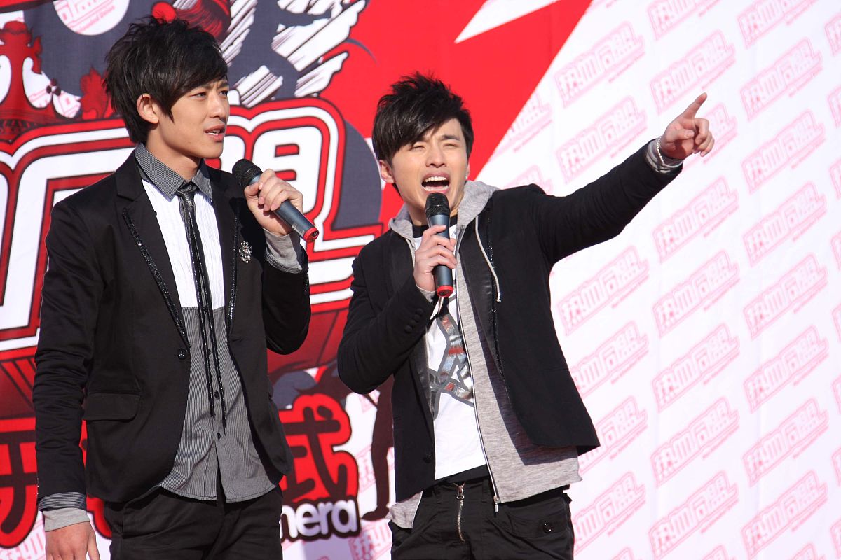 阳光的倾斜：校园青春励志短片剧本