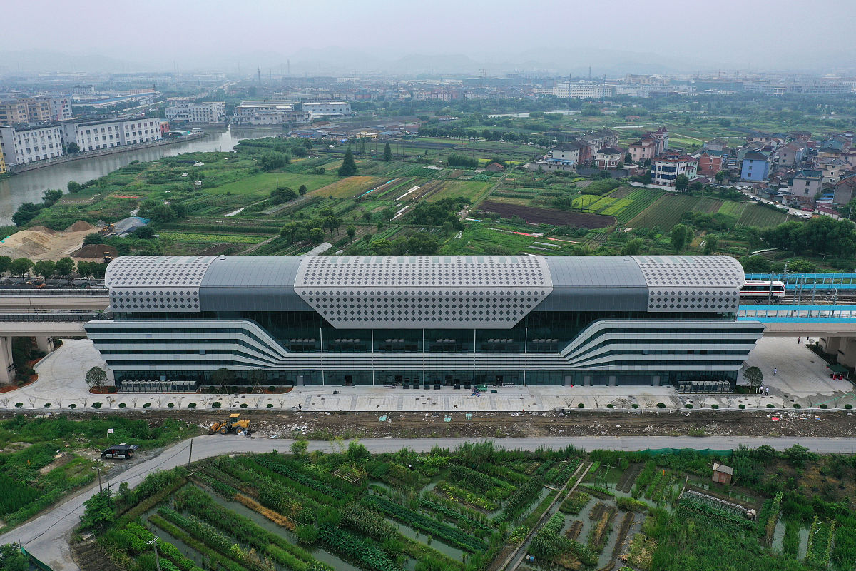 合肥长丰轨道交通学校2021年招生简章：培养高素质轨道交通人才