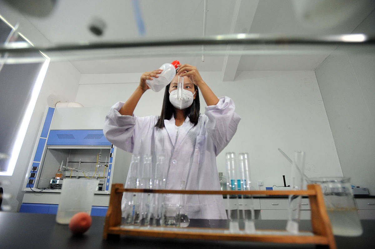 《含吡啶废水的预处理》的400字文章