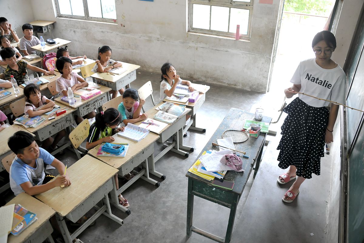 14岁初中没毕业能读什么技校好麽