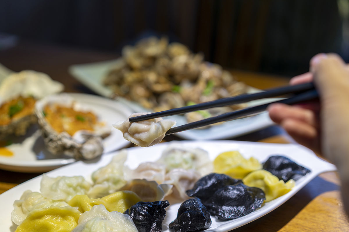 鲅鱼饺子馅的调制秘诀：鲜香弹牙，轻松搞定！