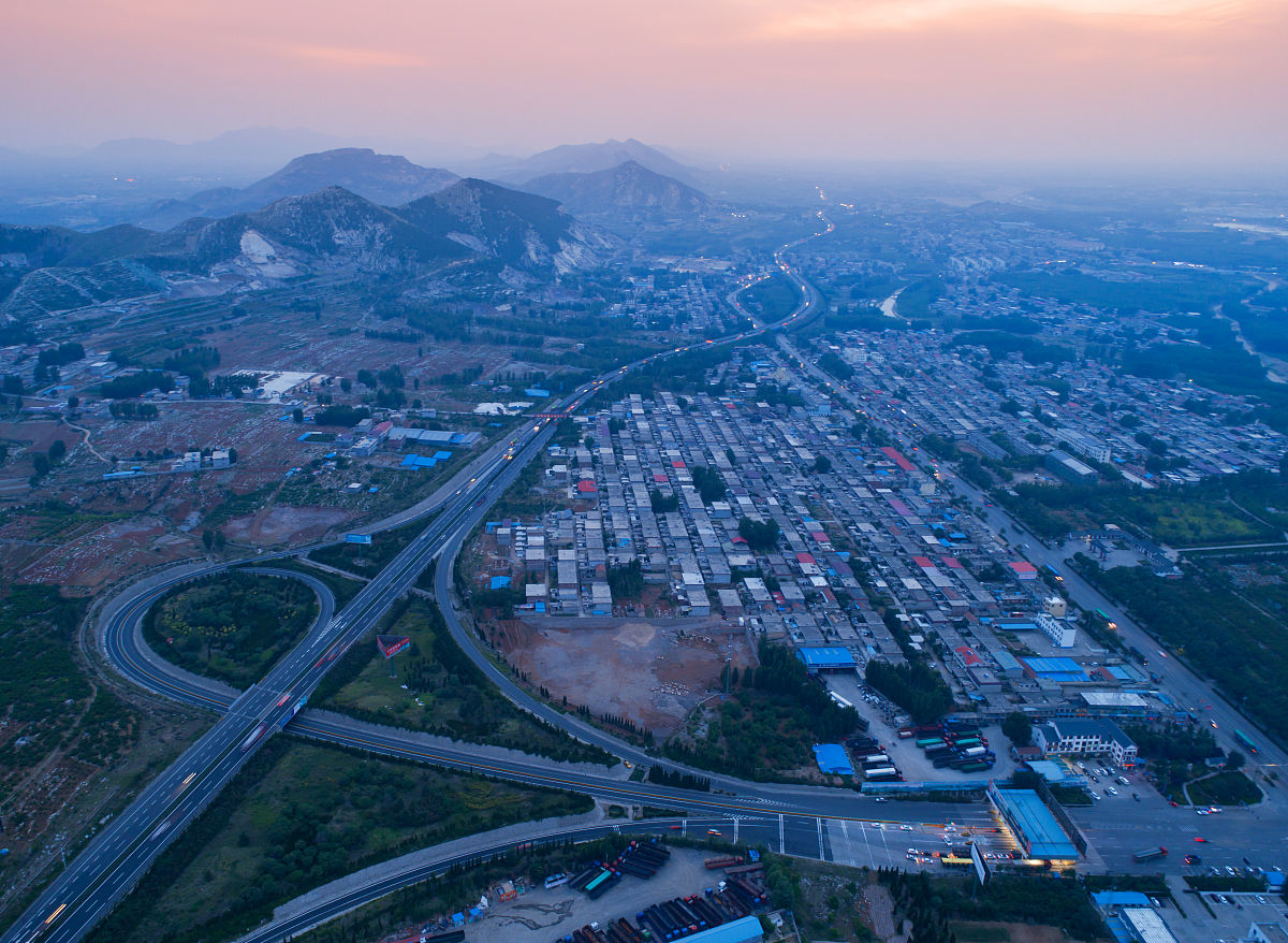 2018年6月15日山东省临沂市蒙阴县京沪高速公路蒙阴互通立交.