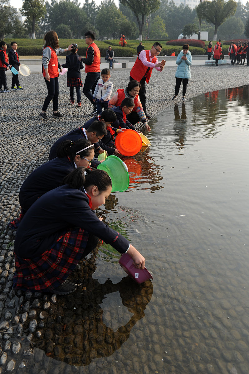 不要写教堂的故事再写一篇吧