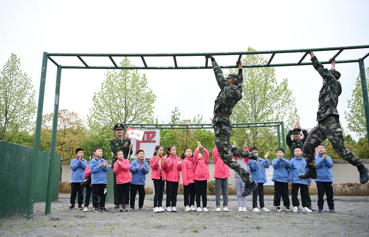 素质拓展训练心得体会800字 - 团队合作 个人成长