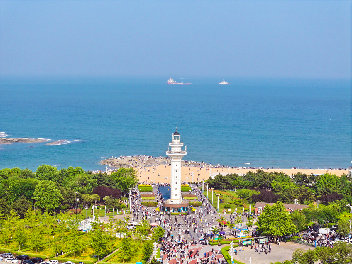 写一篇五一旅游好去处：推荐几个适合独自旅行的景点