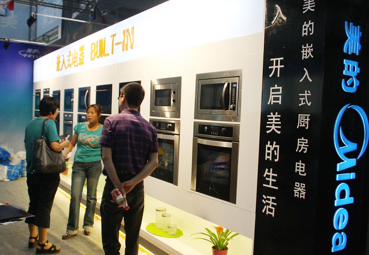 嵌入式硬件工程师自我监控（要求科学设定评估方案，并制定调整方案，具有可操作性）