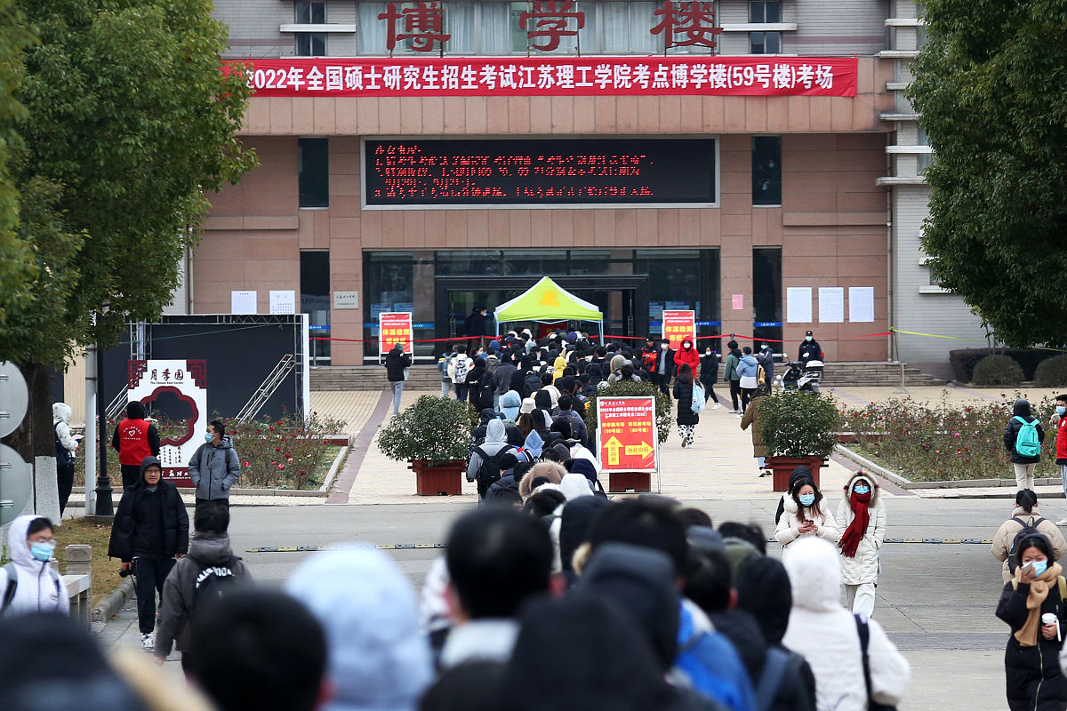 四川爱华学院对初高中生管理的全面解读