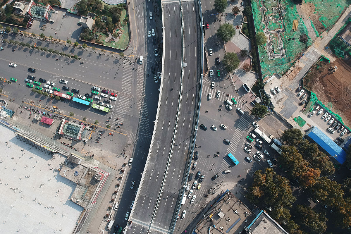 新建道路项目总结汇报1000-2000字