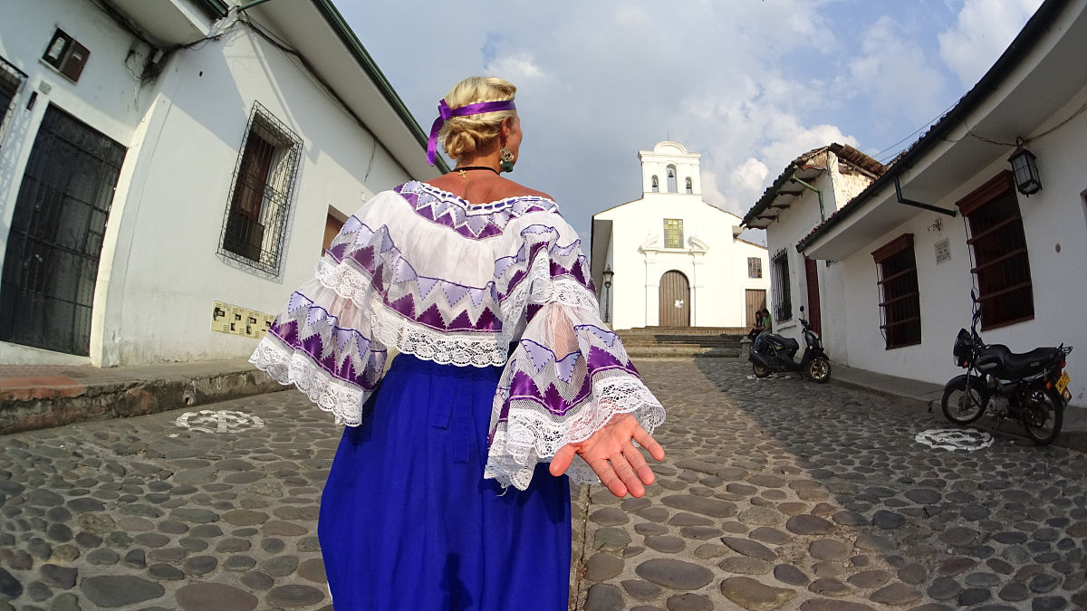 萨费沙的觉醒：从溺水到心灵之旅
