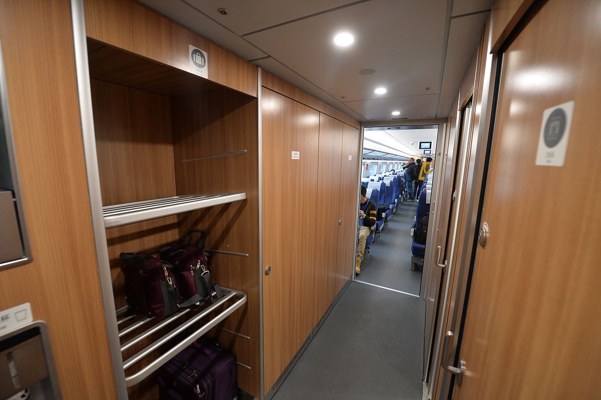 成都高铁专业学校有那些？什么专业前景好