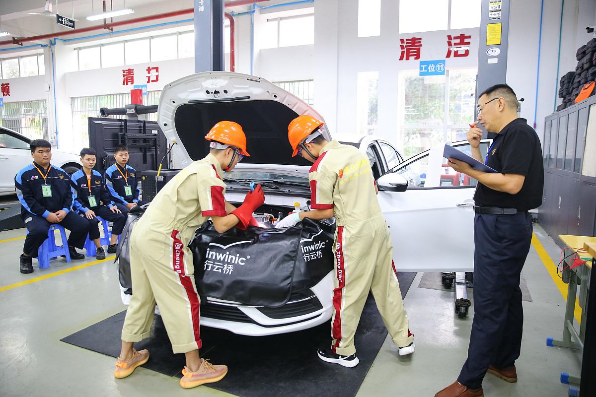 威信县职业中学电子电器应用与维修专业怎么样？ - 详细评价与选择建议