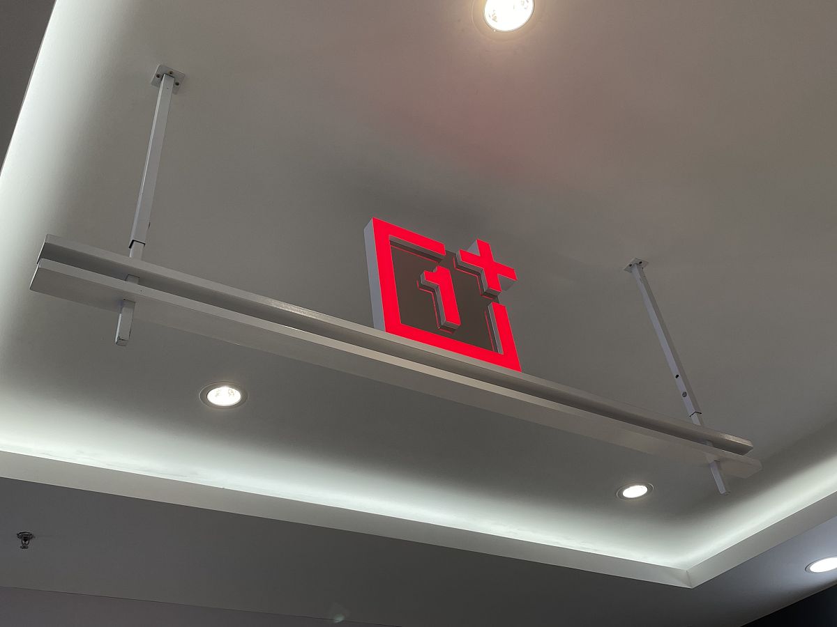 防爆应急灯安装高度要求及因素分析