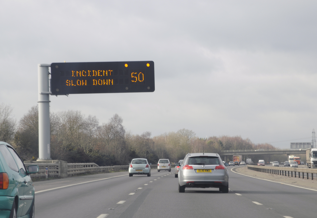 矩阵相乘秩的关系