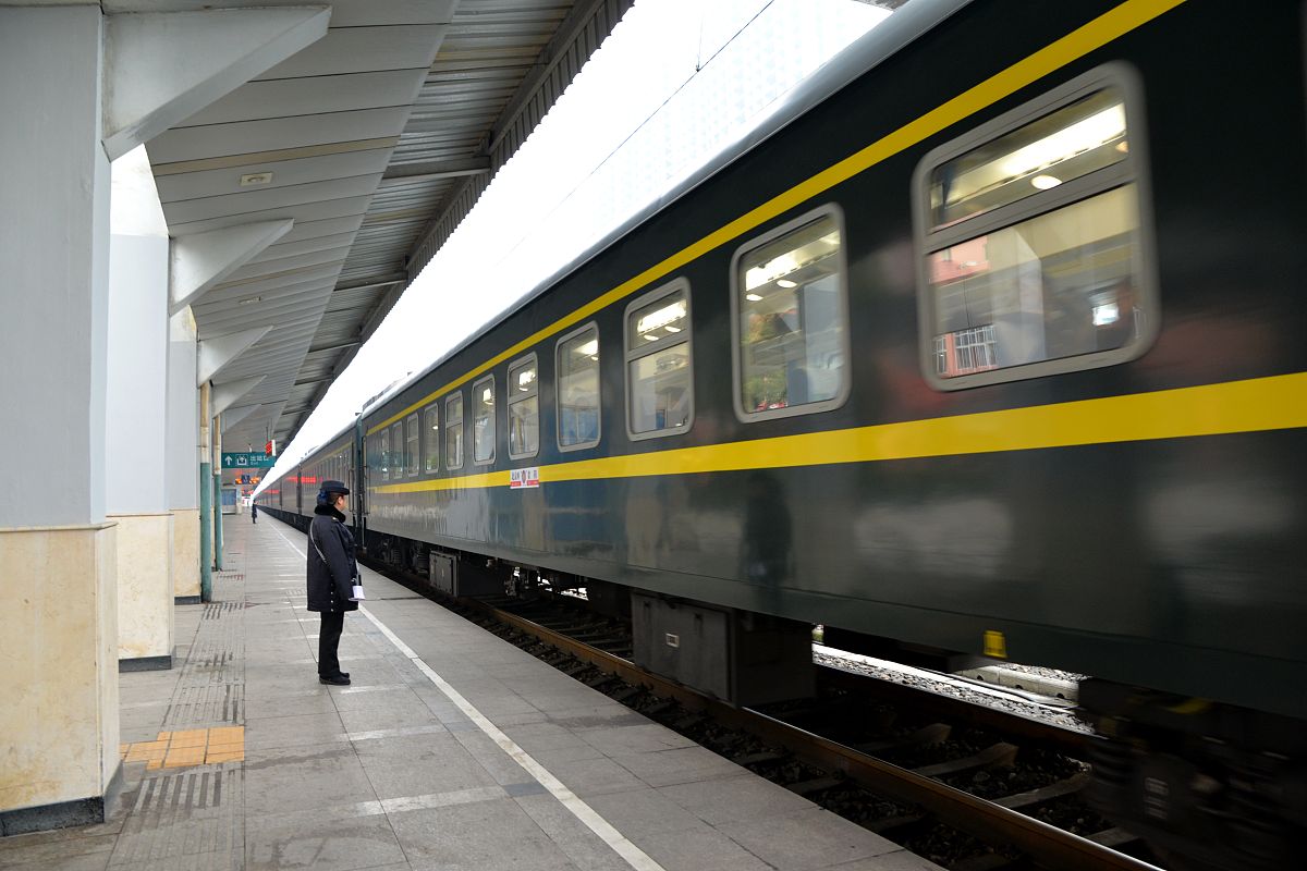 贵州2023年初中生不去轨道交通学校怎么办