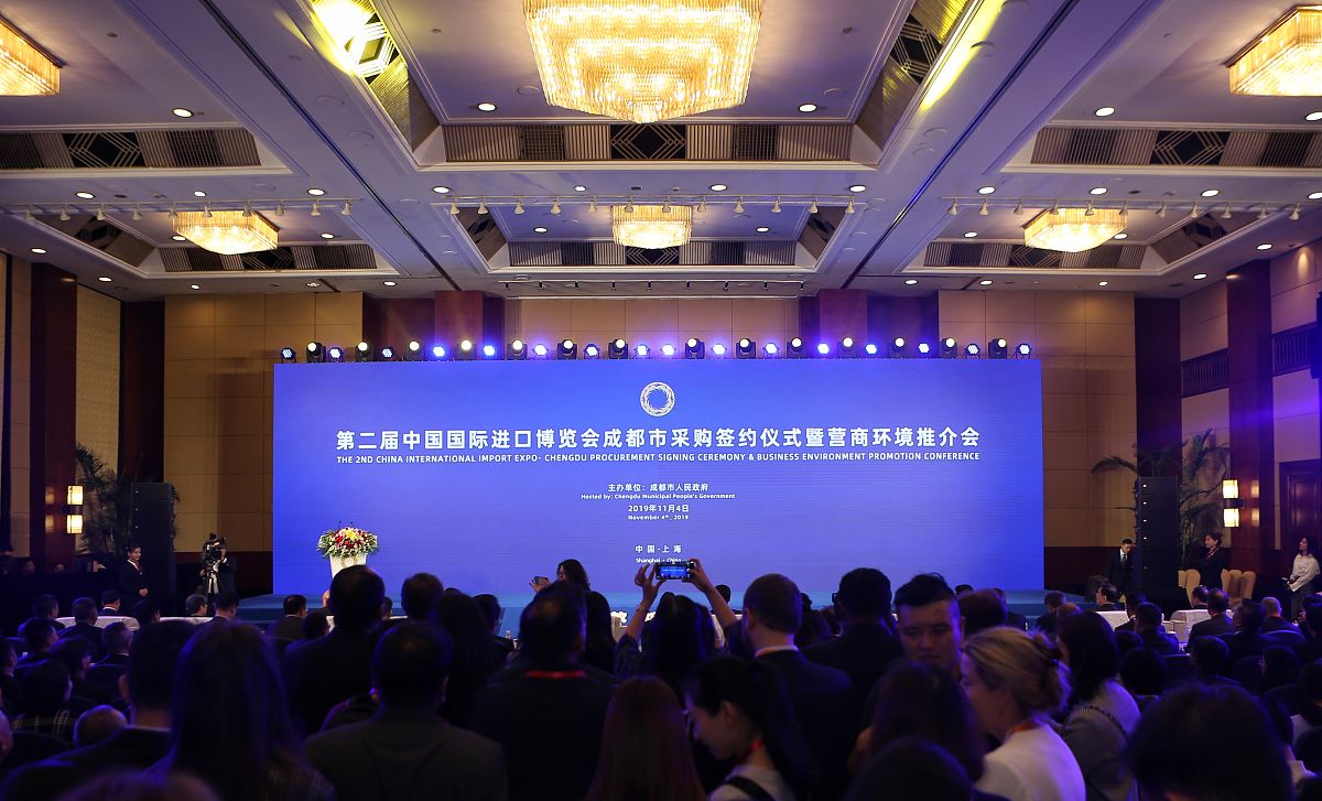 (如需下载使用,请务必署名红星新闻 王红强,谢谢!)2019年11月4日,上海
