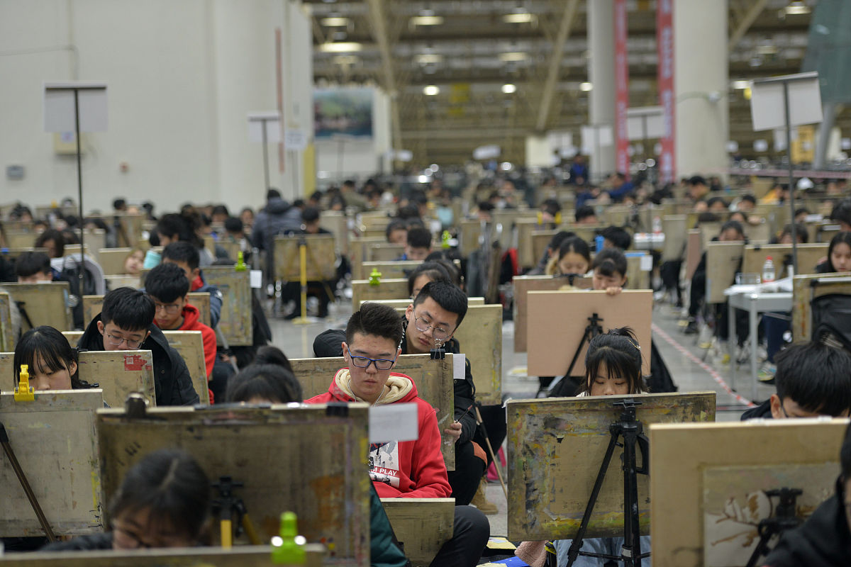 2019年黔南民族医学高等专科学校招生简章 - 报名时间、考试科目、录取办法