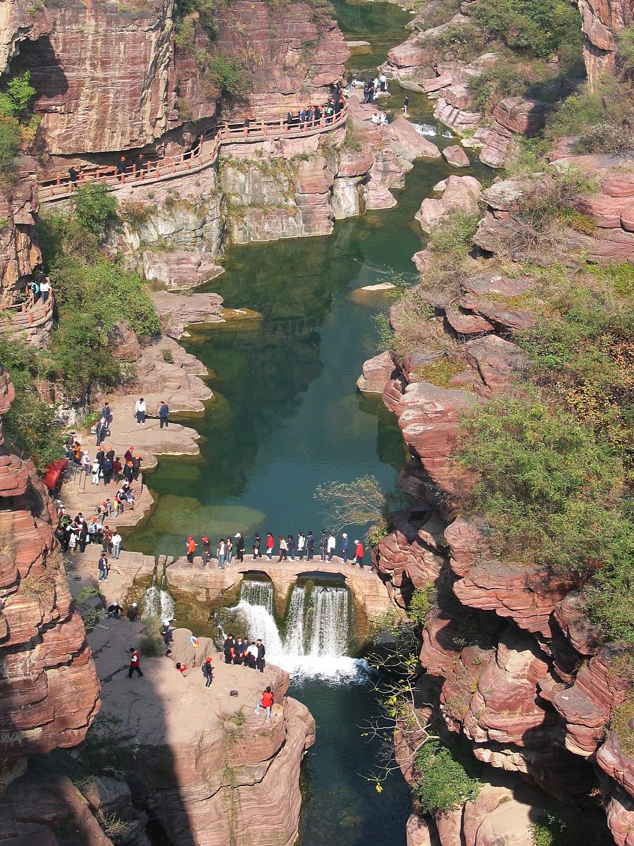可以写篇风格类似的文吗