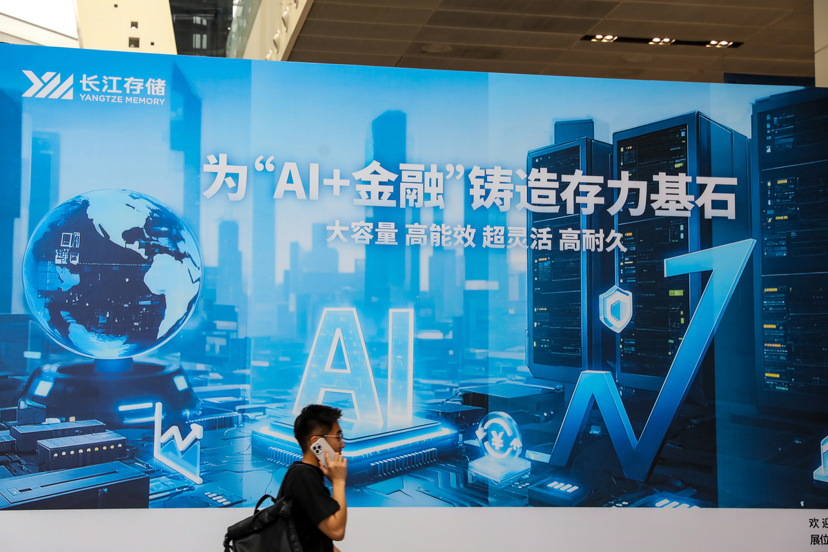 在2016年G20峰会上正式提出了数字普惠金融的概念数字普惠金融是指通过使用数字技术来促进金融服务从而推动普惠金融的发展。它主要包括以可持续和便捷的方式为有困难或无法通过数字技术获得服务的人提供一系列更正规的金融服务。帮我降低重复率