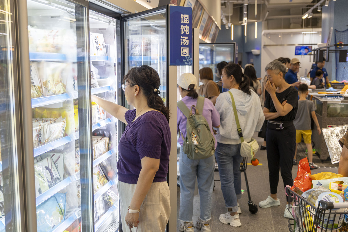 大学生饮料消费习惯：从校园到社交，多元需求下的选择