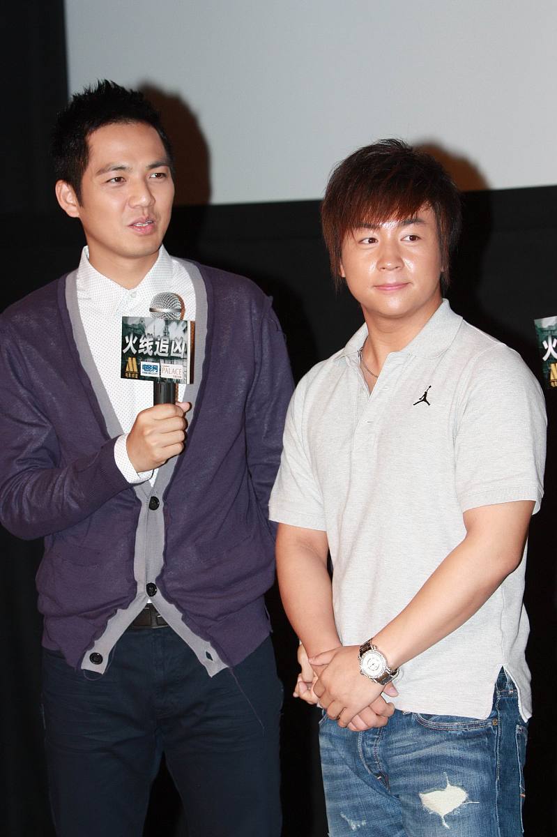 2009年7月2日,北京,系列电影《火线追凶》官网开通仪式.钟汉良,释小龙